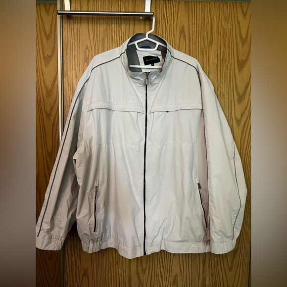 Wind breakers - Picture 2 of 2